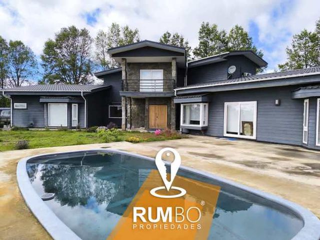 Casa 320m² en Parcela 6Faja