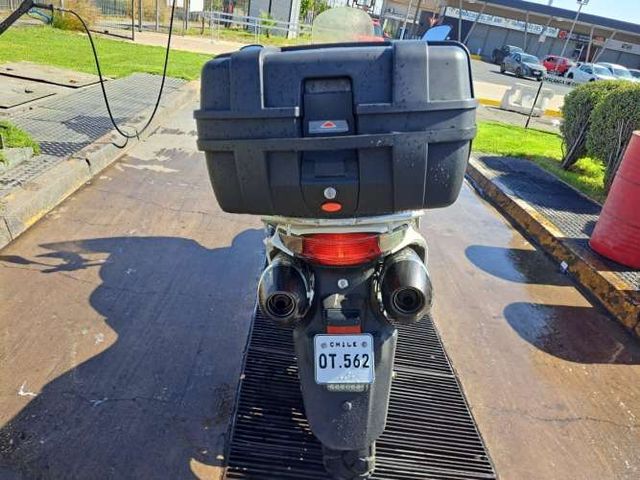 Honda varadero 2012  xl 1.000 cc precio conversable