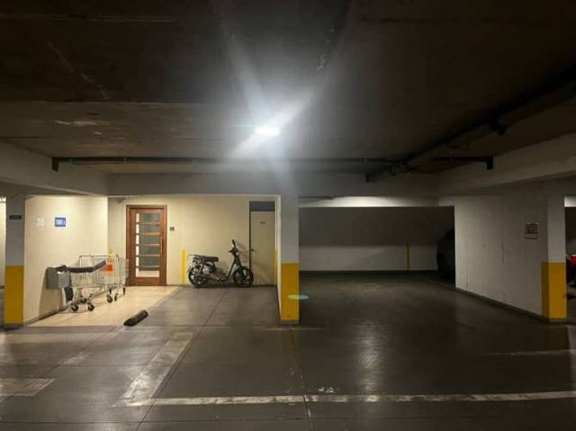 Oportunidad Amplio Estacionamiento en San Eugenio