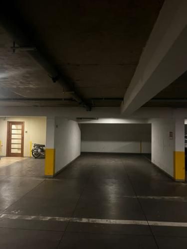 Oportunidad Amplio Estacionamiento en San Eugenio