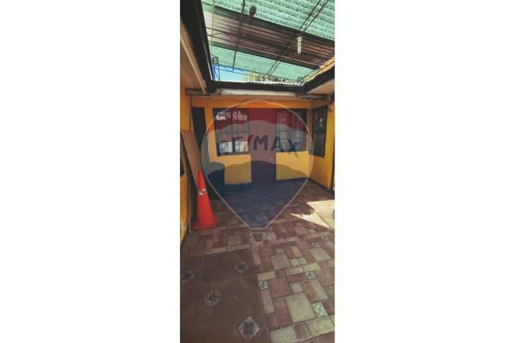 Casa 3d+1b estacionamiento