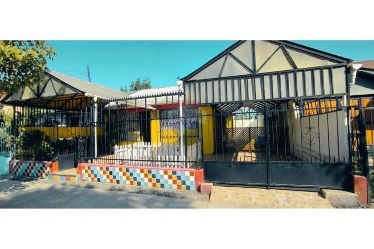 Casa 3d+1b estacionamiento