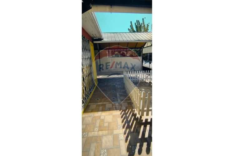 Casa 3d+1b estacionamiento