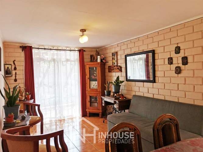 CASA Metro las Rejas, Villa Parque Alameda