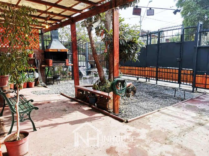 CASA Metro las Rejas, Villa Parque Alameda