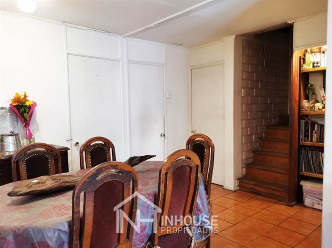 CASA Metro las Rejas, Villa Parque Alameda