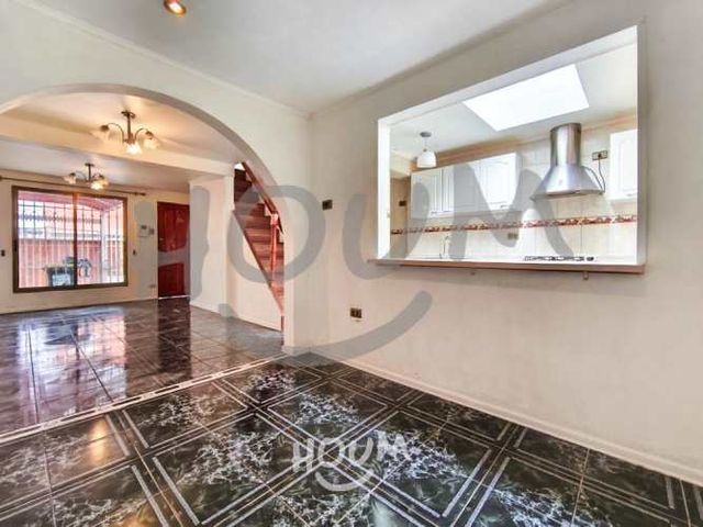 Casa en Juan Errázuriz