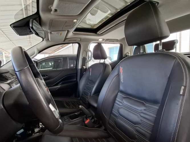 NISSAN NAVARA 2024