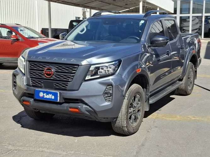 NISSAN NAVARA 2024