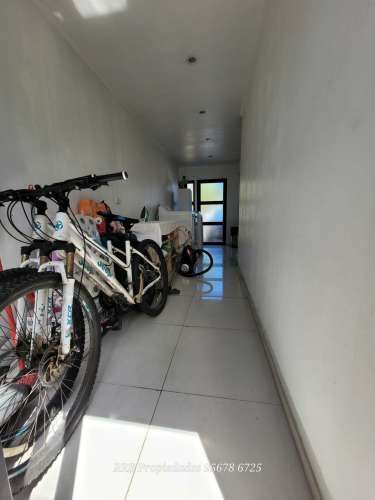 Amplia y remodelada propiedad 3D/3B (114893)