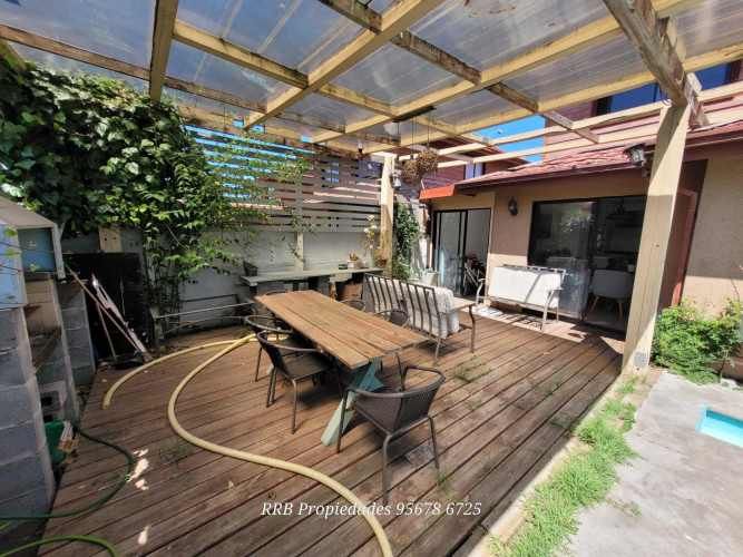 Amplia y remodelada propiedad 3D/3B (114893)