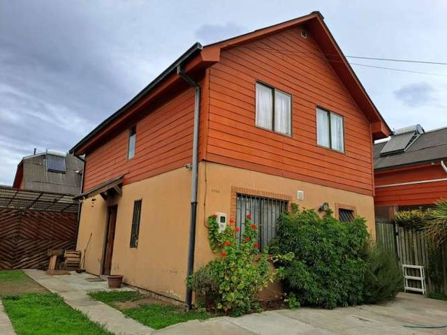 Se vende Casa esquina en Villa Bicentenario, Talca