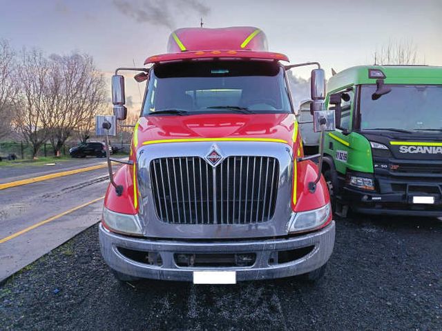 TRACTO CAMION INTERNATIONAL 8600 AÑO 2016