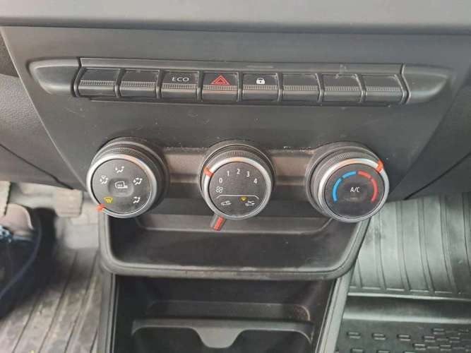 RENAULT EXPRESS 2023