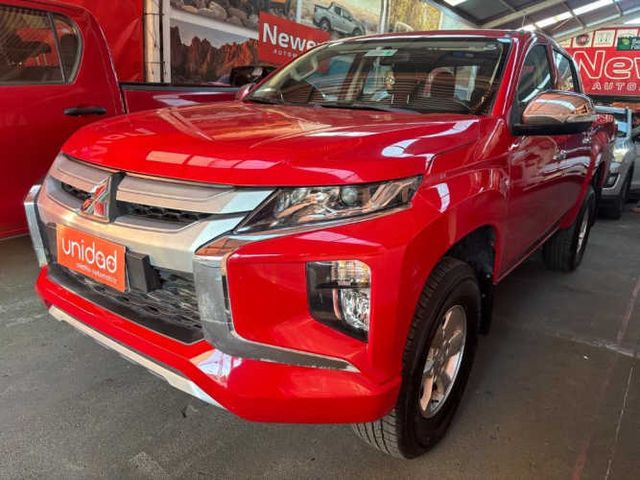 MITSUBISHI L200 4X4 TURBO DIESEL 2023 FULL