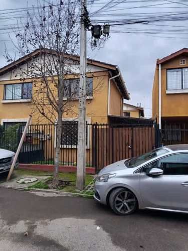 Casa sólida 3 dormitorios, condominio, Peñaflor