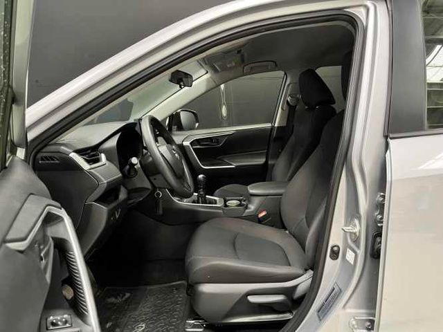 TOYOTA RAV4 4X2 2.0 LE MT
