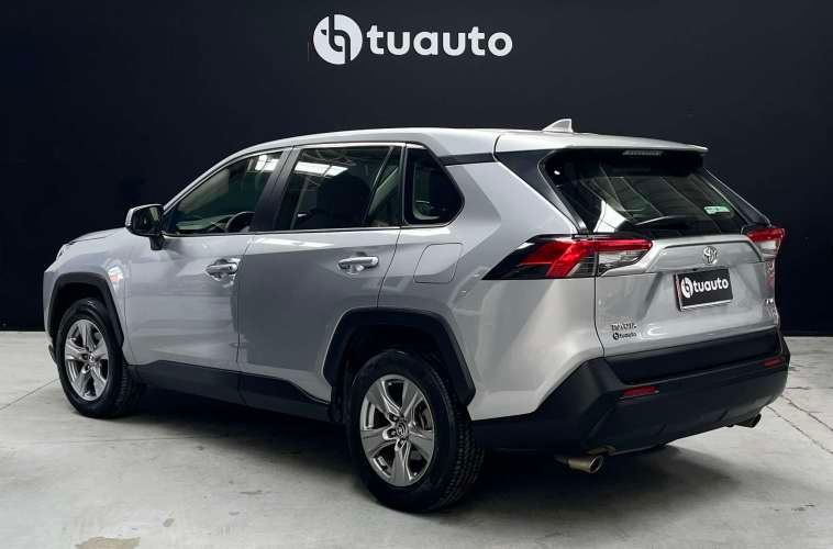 TOYOTA RAV4 4X2 2.0 LE MT