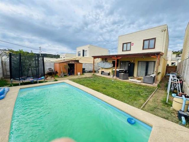 CASA Casa en Villa Alemana Norte