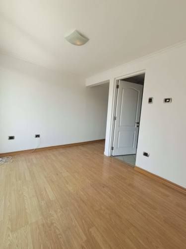 OPORTUNIDAD! VENTA AMPLIO DEPARTAMENTO AV ARGENTINA