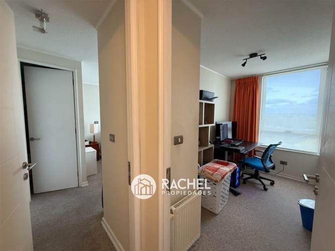 GRAN DEPARTAMENTO EN VENTA SECTOR AVDA ALEMANIA EXCELENTE ORIENTACIÓN