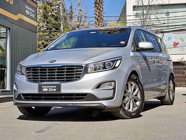 KIA GRAND CARNIVAL 2021