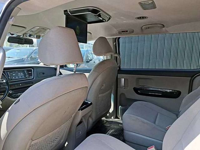 KIA GRAND CARNIVAL 2021