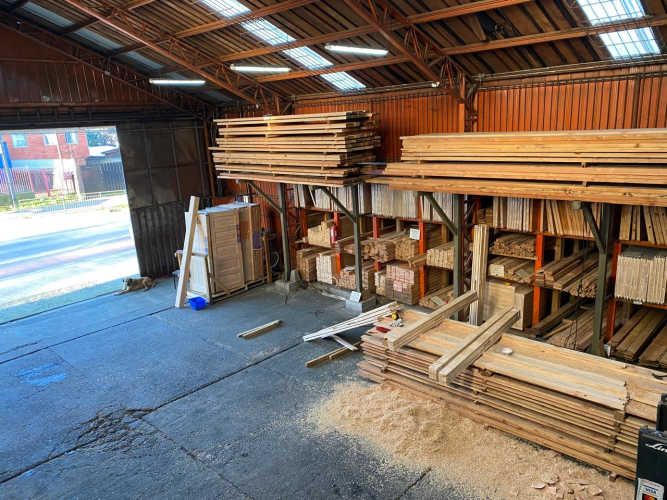 Se vende Galpón con excelente ubicación