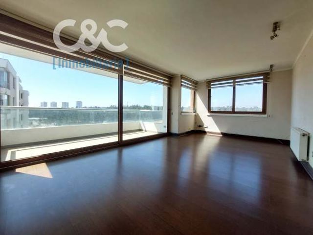 2 D 2 B / 102 M2, Amplio, La Foresta Con Linda Vista