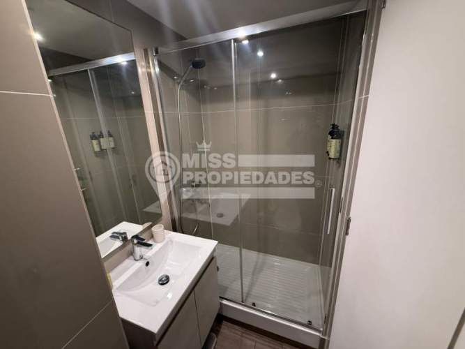 SE VENDE DEPARTAMENTO EN EDIFICIO PUERTO NUEVO