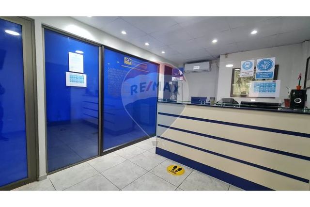 Clínica equipada en providencia: oportunidad única