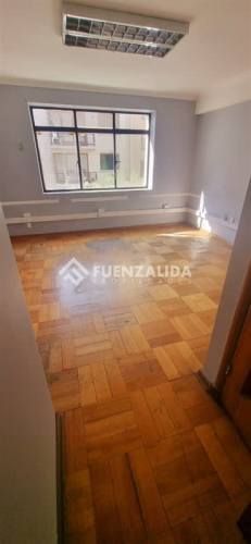 OFICINA Monjitas / Mosqueto / José Miguel de la Barra