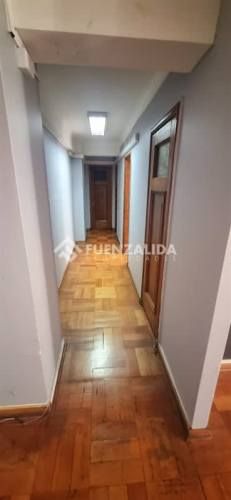 OFICINA Monjitas / Mosqueto / José Miguel de la Barra