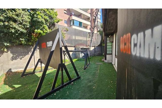 Casa fines comerciales - metro manquehue