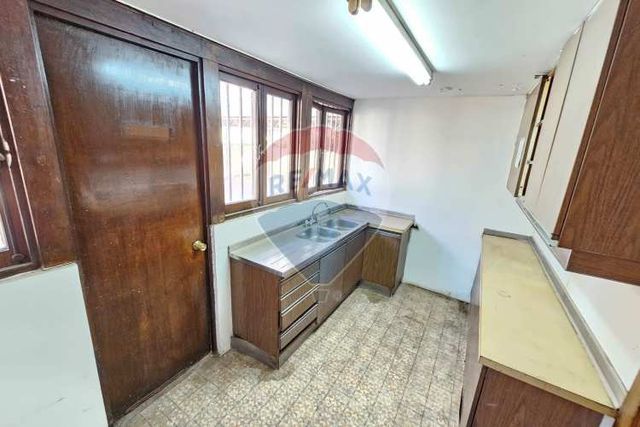 Casa fines comerciales - metro manquehue