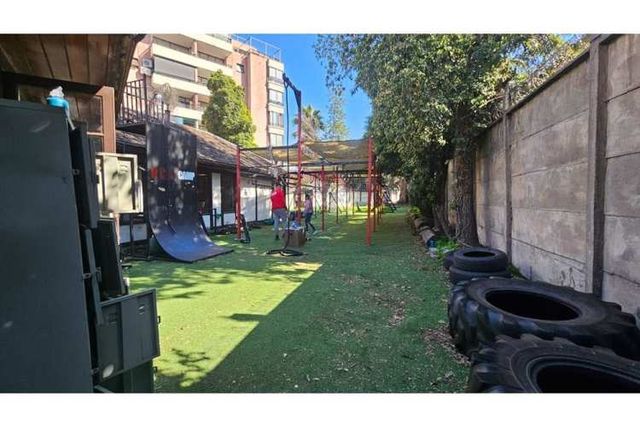 Casa fines comerciales - metro manquehue