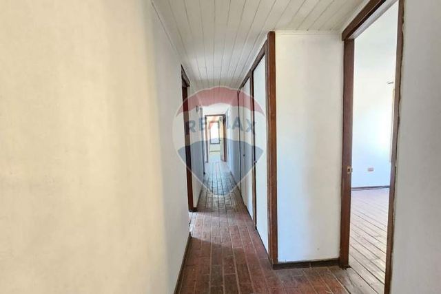 Casa fines comerciales - metro manquehue