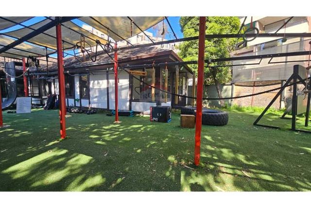 Casa fines comerciales - metro manquehue