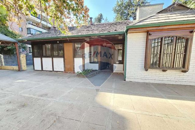 Casa fines comerciales - metro manquehue