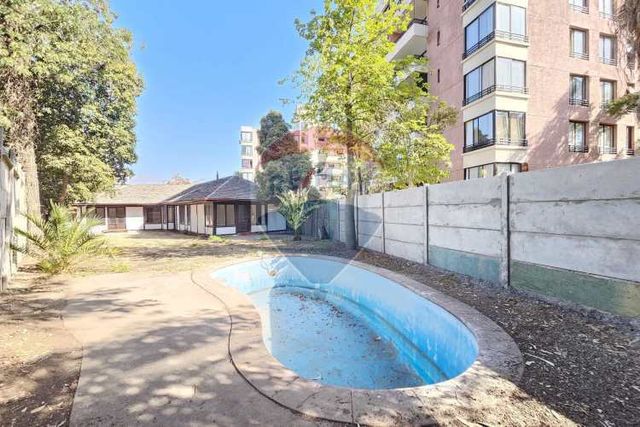 Casa fines comerciales - metro manquehue