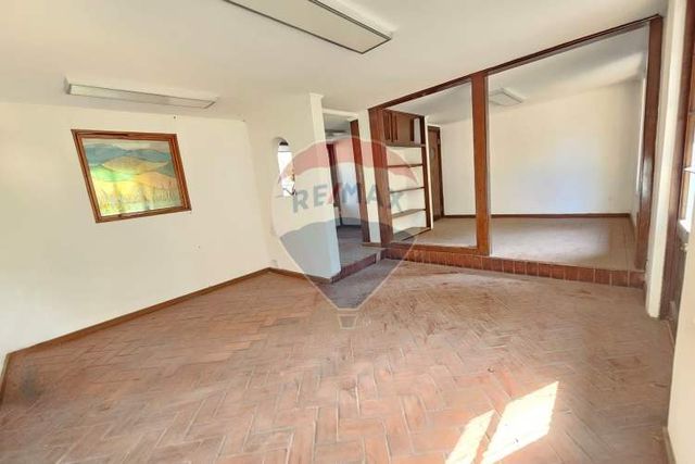 Casa fines comerciales - metro manquehue