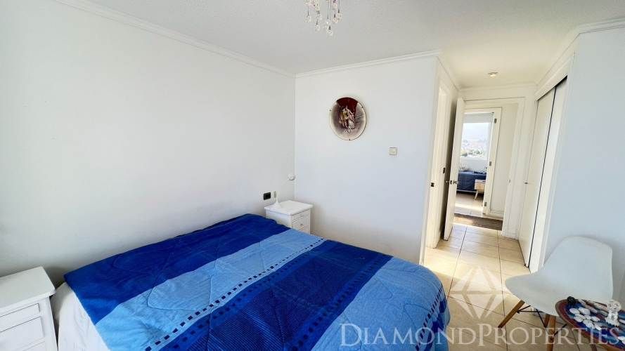 Vendo departamento en Serena Golf con amplia vista al mar UF 4600