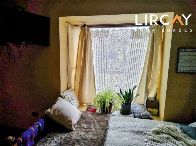 Casa central, a cuadras de colegio la Salle, alameda, teatro