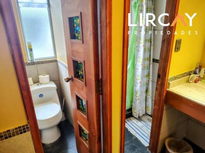 Casa central, a cuadras de colegio la Salle, alameda, teatro