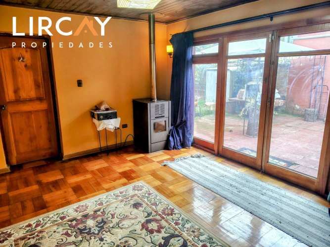 Casa central, a cuadras de colegio la Salle, alameda, teatro