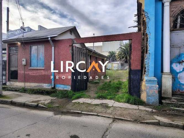 Sitio cercano a plaza de armas de Talca