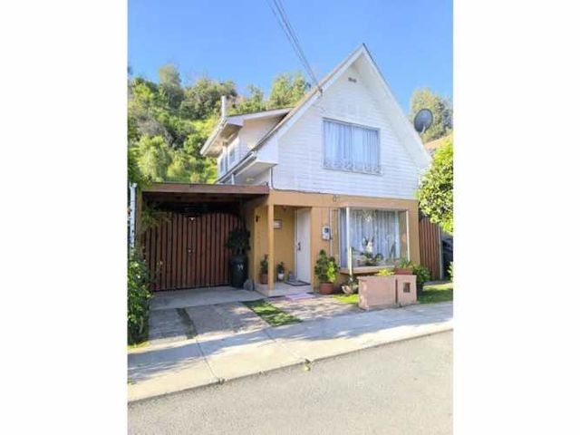 SE VENDE CASA EN VILLA ALEMANA NORTE