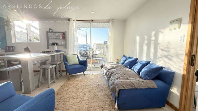 Arriendo diario departamento en Maitencillo equipado para 4 personas