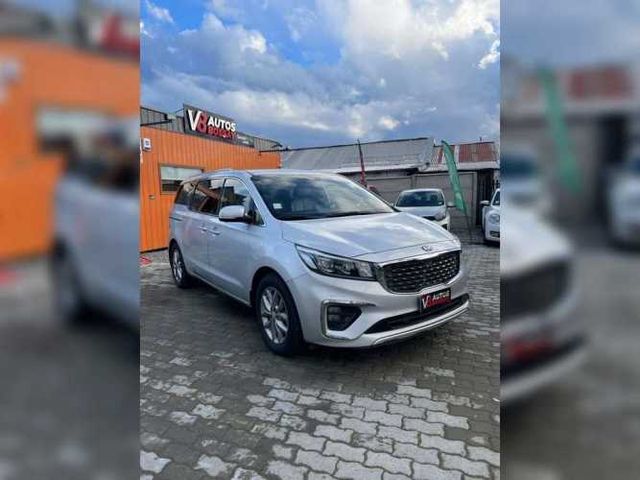 KIA GRAND CARNIVAL 2021