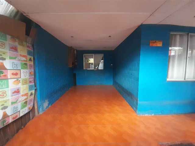 EXCELENTE CASA QUILICURA, 4D, 1B